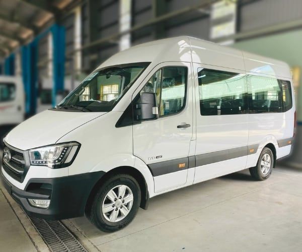 Thuê xe 16 chỗ đi Mũi Né - Lựa chọn lý tưởng cho đoàn du lịch đông người
