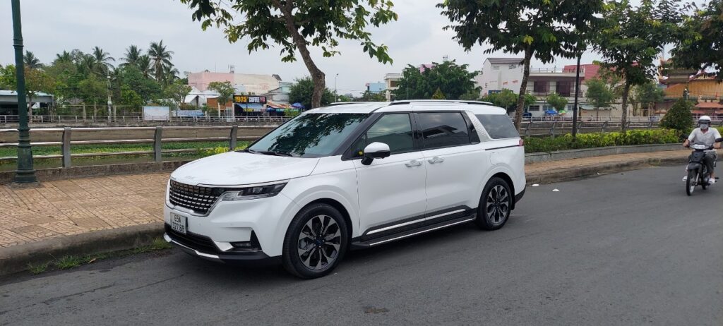 Thuê Xe Khám Phá Cao Lãnh: Đồng Tháp Mười Và Vườn Chim – Xe 7 Chỗ Cho Hành Trình Khám Phá Vùng Đất Sen Hồng